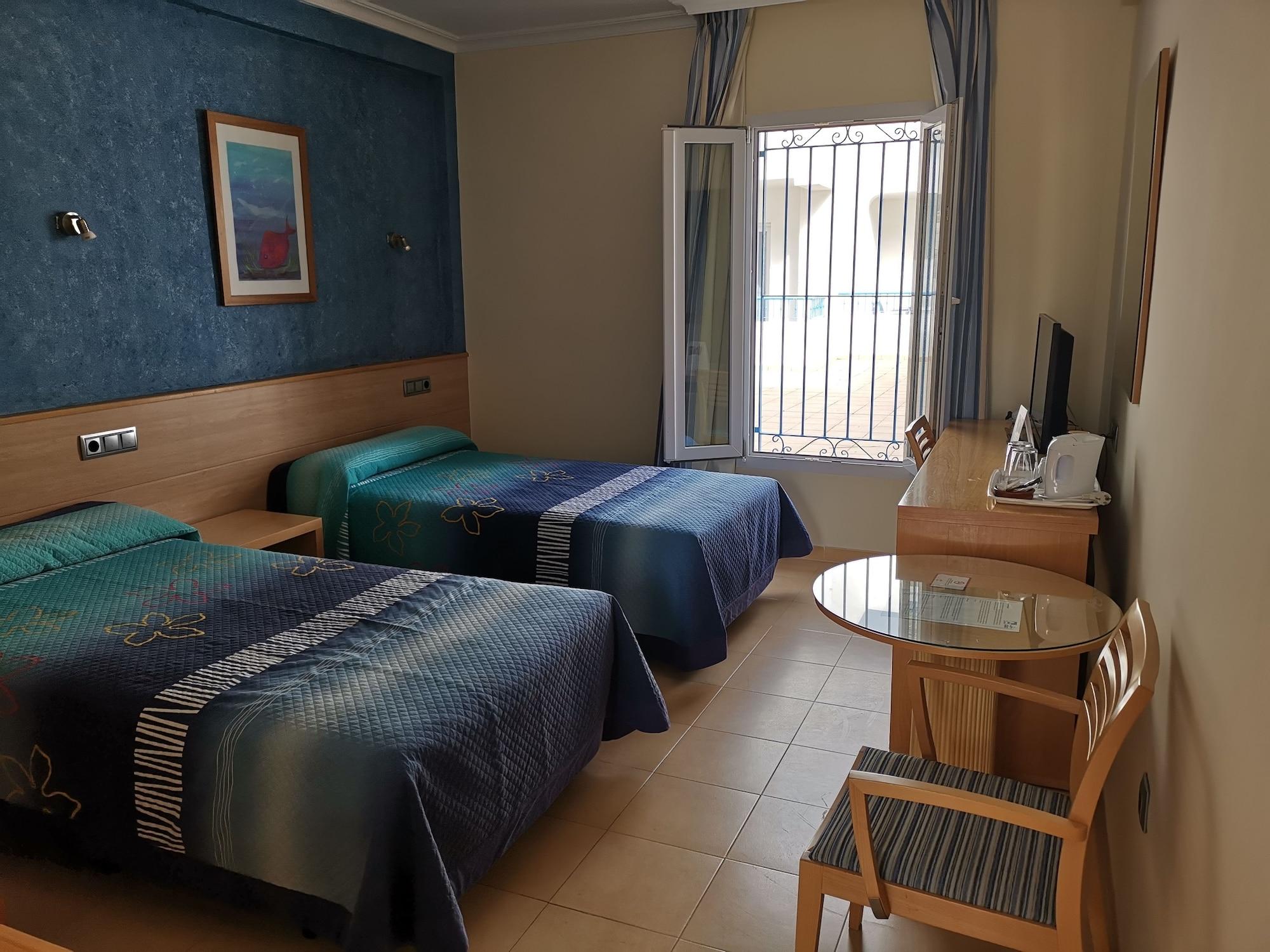 מוחקאר Hotel Punta Del Cantal מראה חיצוני תמונה
