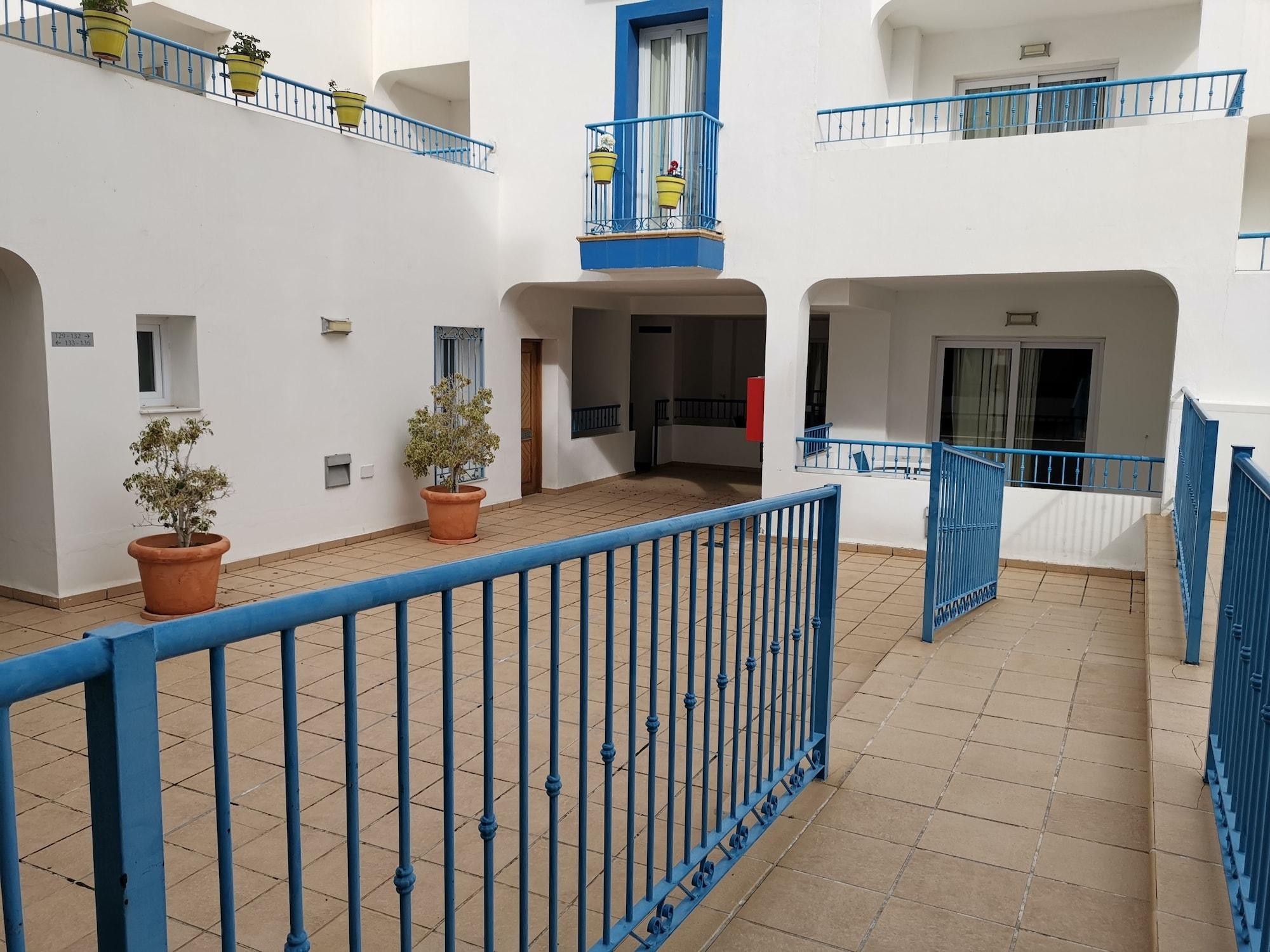 מוחקאר Hotel Punta Del Cantal מראה חיצוני תמונה