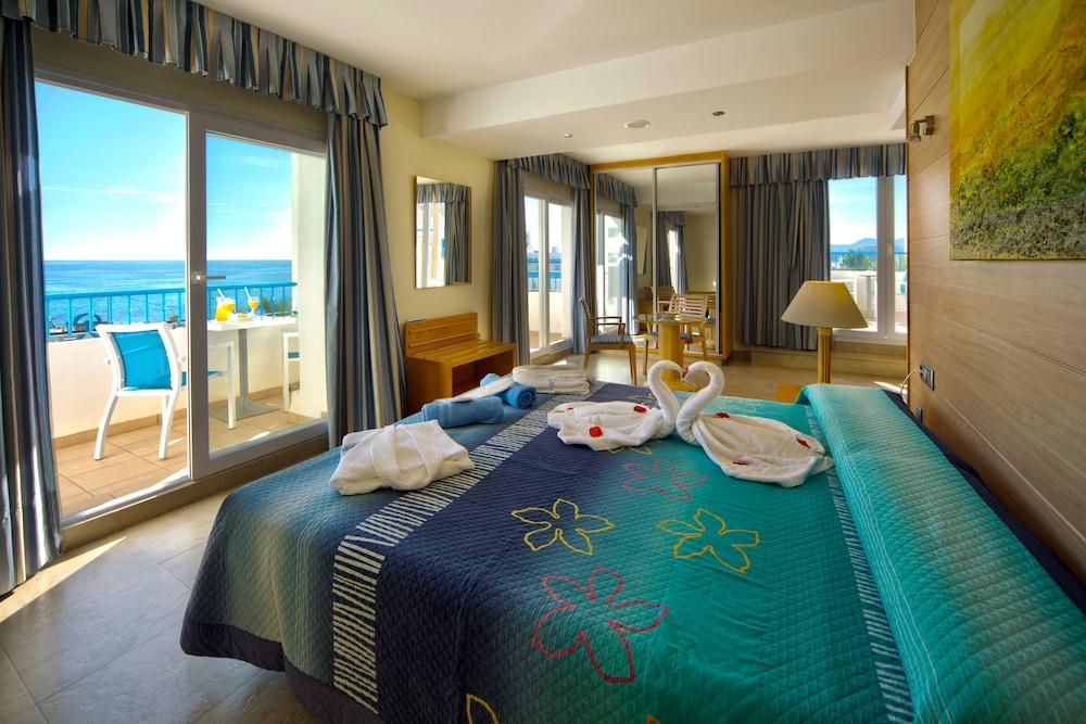 מוחקאר Hotel Punta Del Cantal מראה חיצוני תמונה