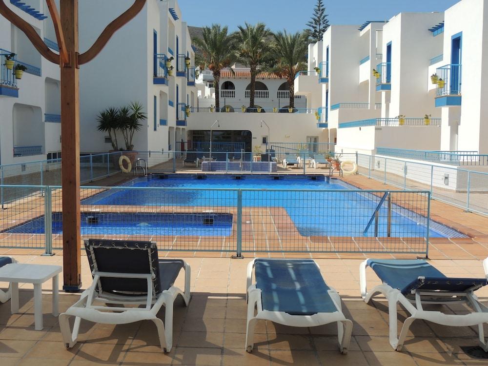מוחקאר Hotel Punta Del Cantal מראה חיצוני תמונה