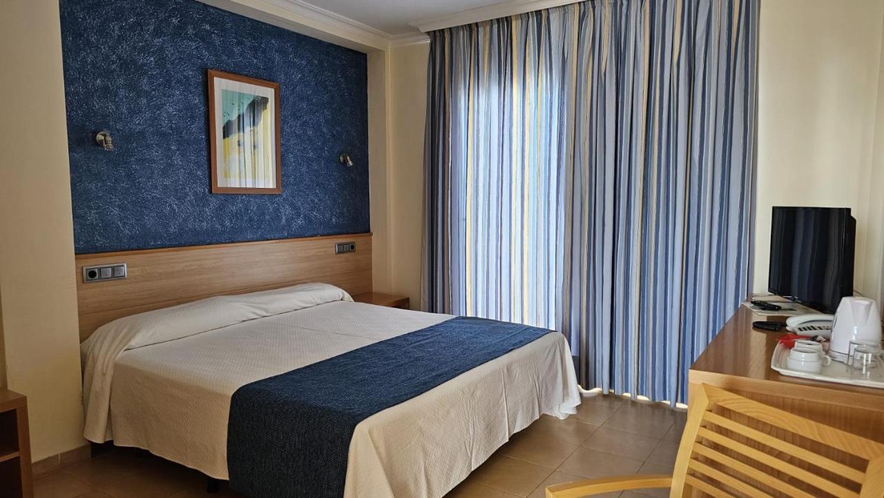 מוחקאר Hotel Punta Del Cantal מראה חיצוני תמונה
