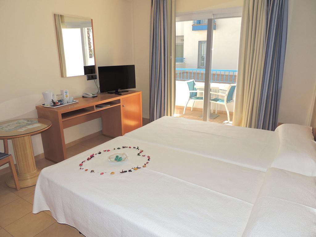 מוחקאר Hotel Punta Del Cantal מראה חיצוני תמונה