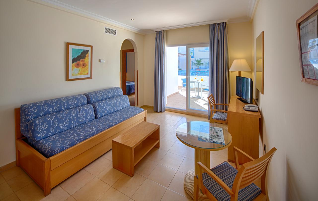 מוחקאר Hotel Punta Del Cantal מראה חיצוני תמונה