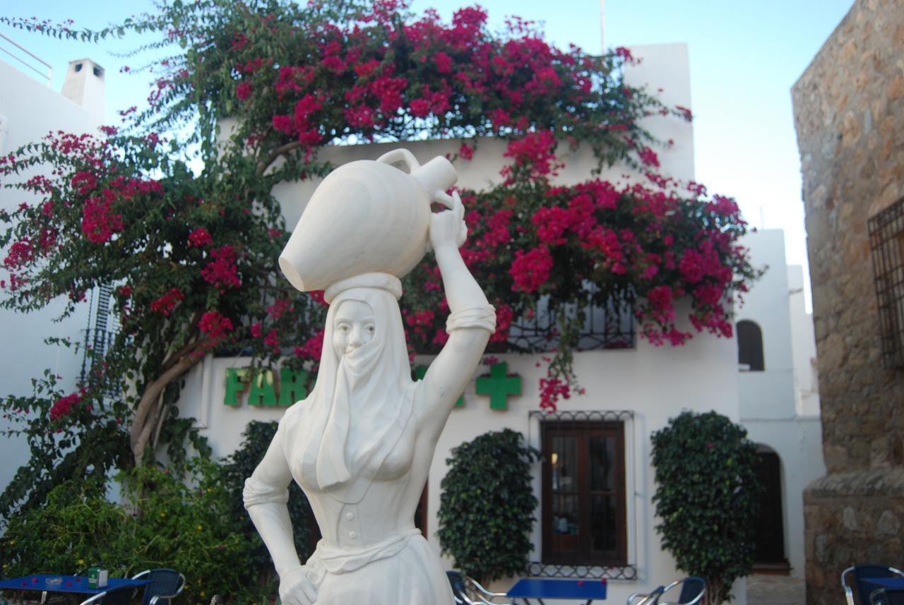 מוחקאר Hotel Punta Del Cantal מראה חיצוני תמונה